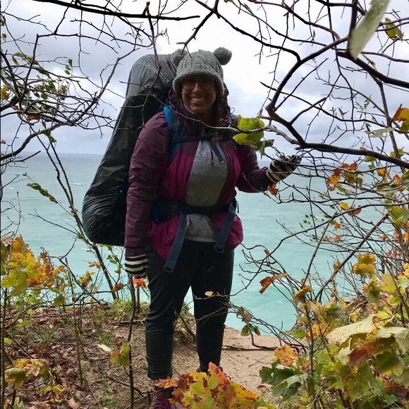 Meet Your Posher - Picture 3 of 3